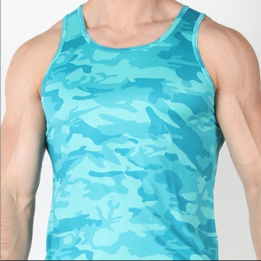Timoteo men’s camo tank, size S